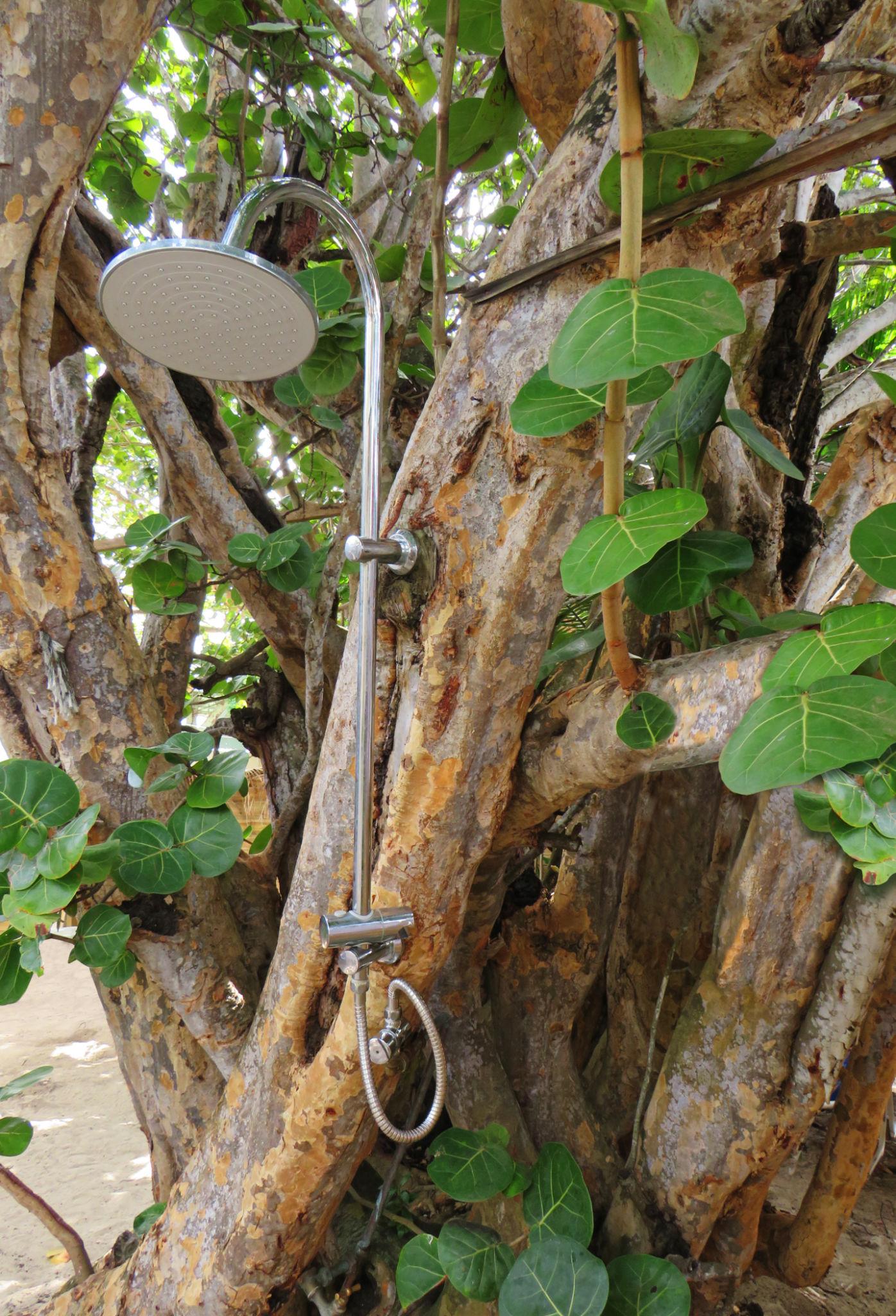 A LOW MAINTENANCE SHOWER & SPA